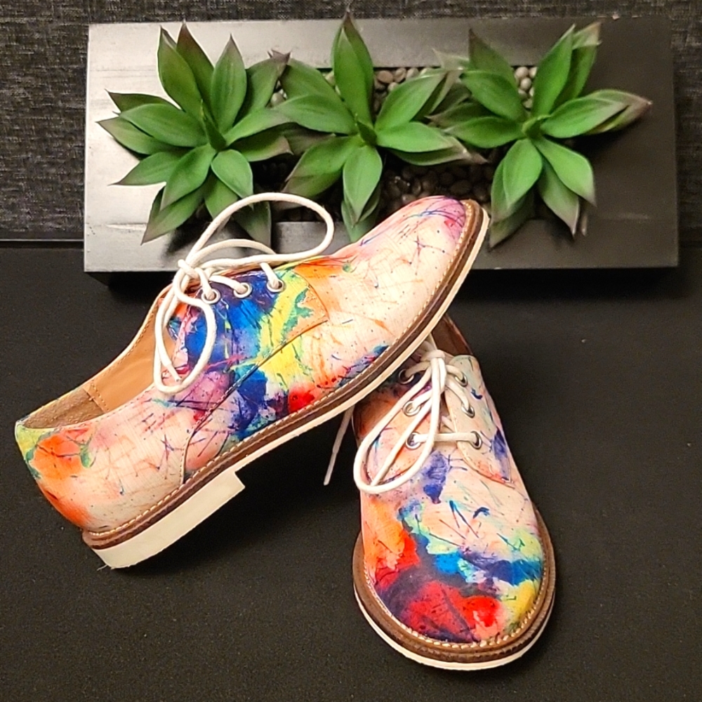 Abstract Art Colorful lace up shoe Size 5